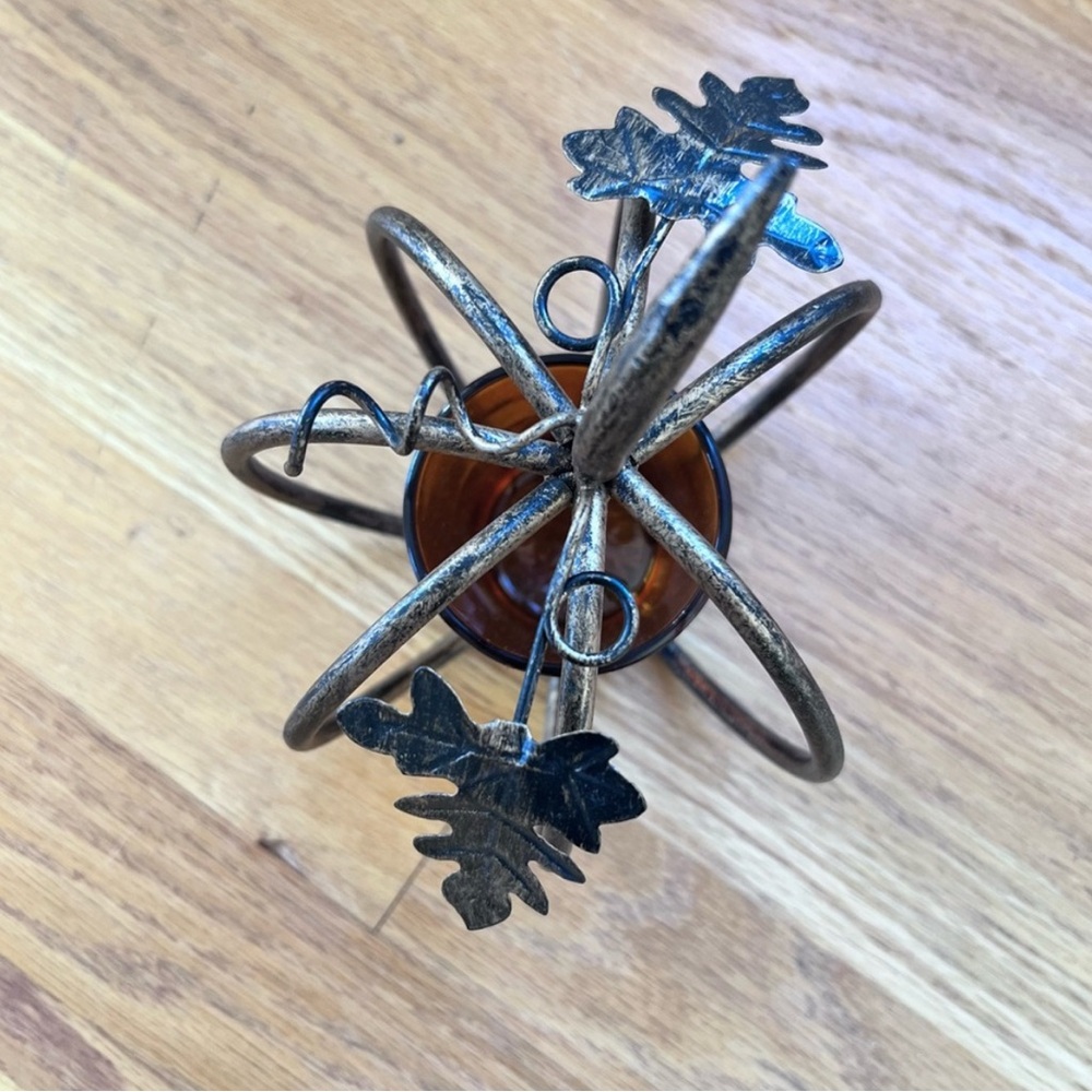 🍂 Rustic Metal Pumpkin Candle Holder – Fall & Halloween Decor 🍂 - Picture 3 of 5